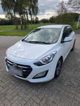 Hyundai i30 automatik - Hyundai i30 Gebrauchtwagen in Osnabrück