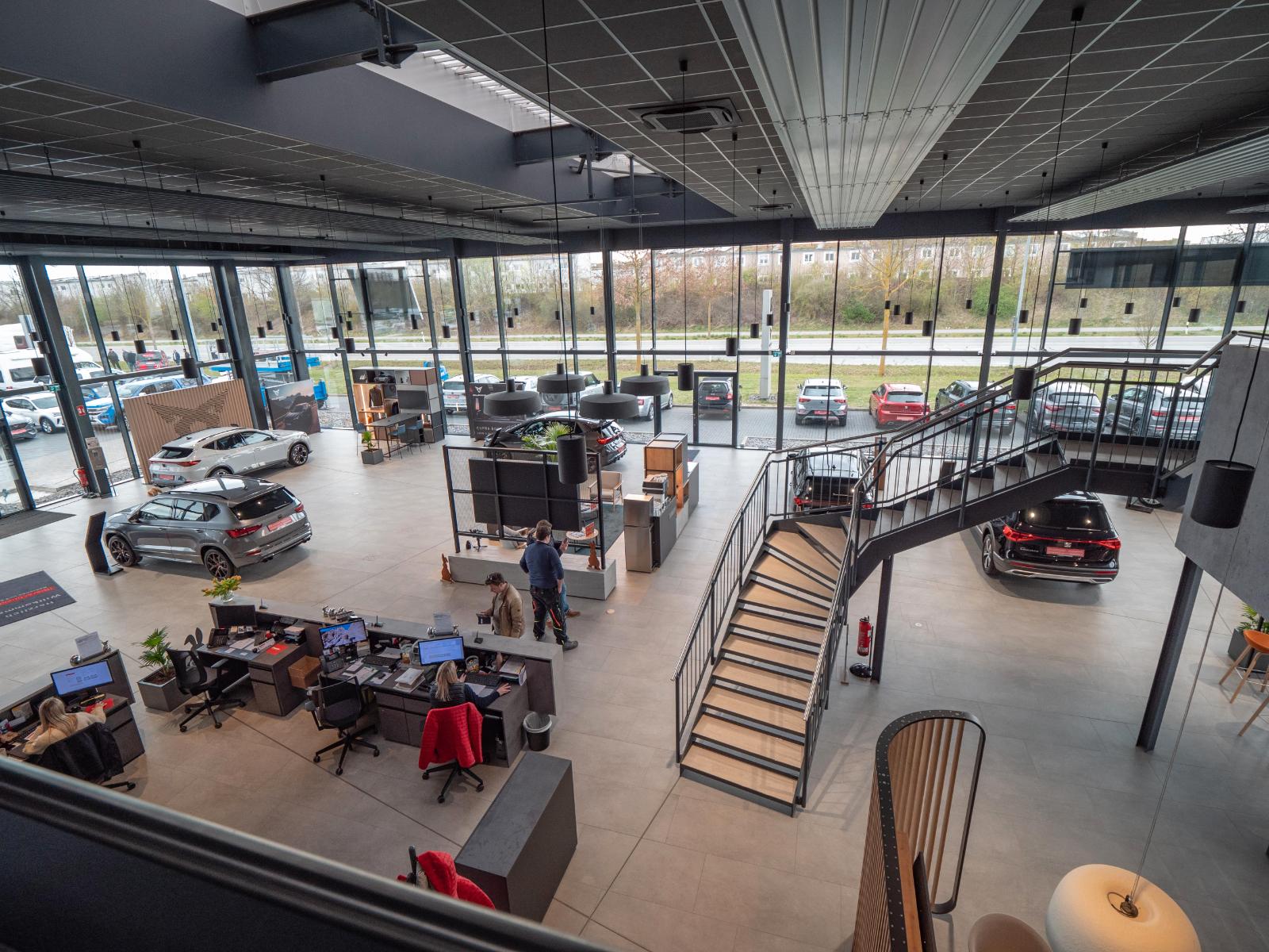 showroom-image-main