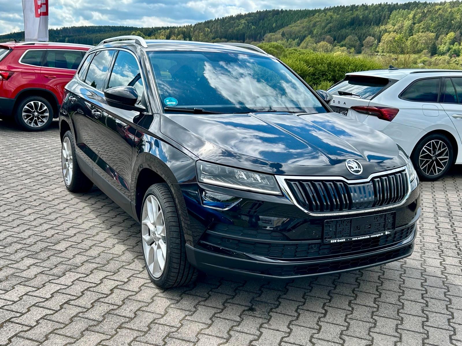 Skoda Karoq Style 2.0TDI ACC 19" Navi LED