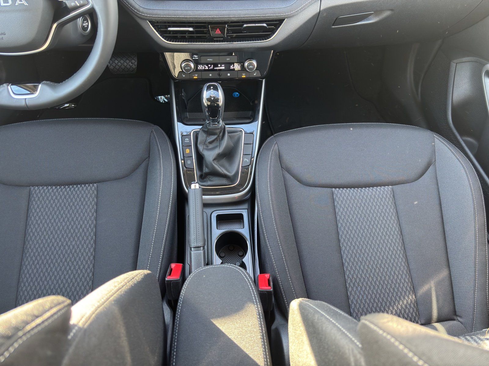 Fahrzeugabbildung SKODA Fabia Tour 1,0 TSI 85 kW DSG