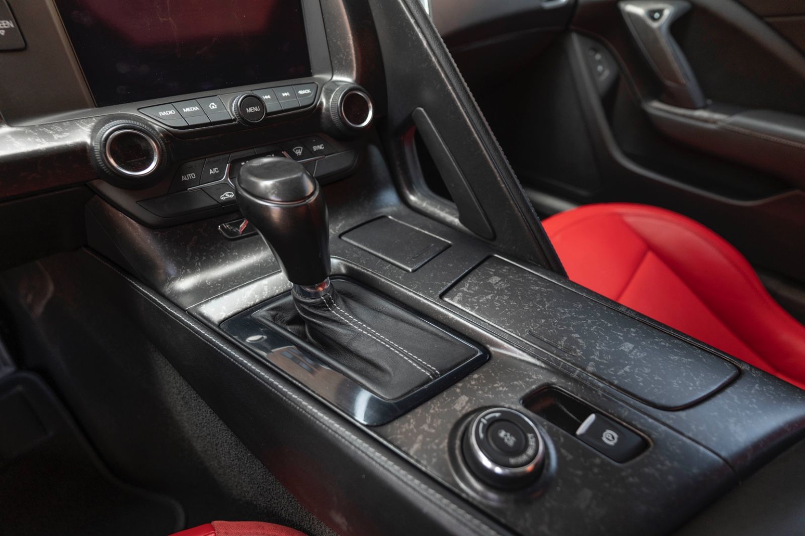 Fahrzeugabbildung Corvette C7 Stingray LT1 6,2L TARGA KAM BOSE NAV AUTO