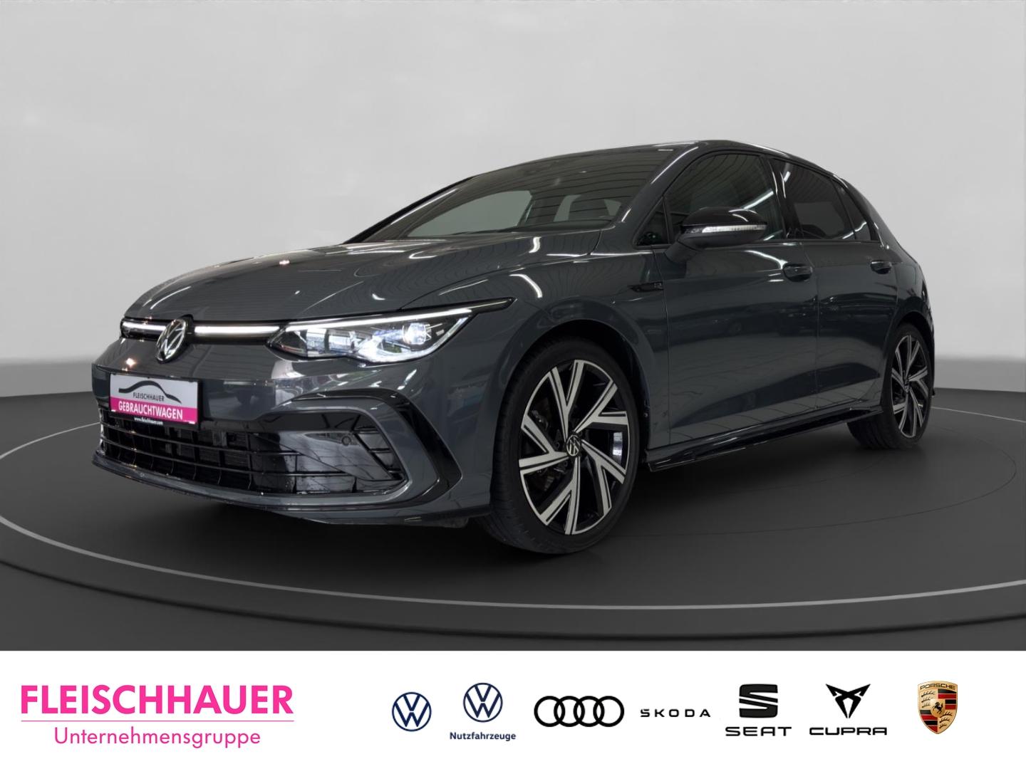 Volkswagen Golf VIII R-Line 1.5 l eTSI LED+ACC+NAVI+RFK+SHZ