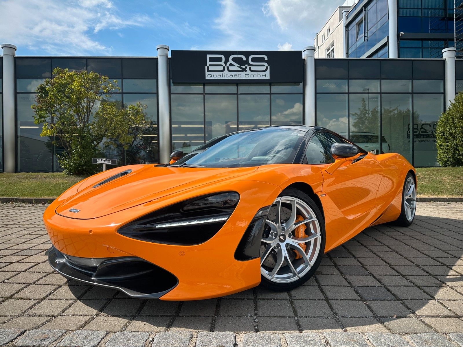 MCLAREN 720S