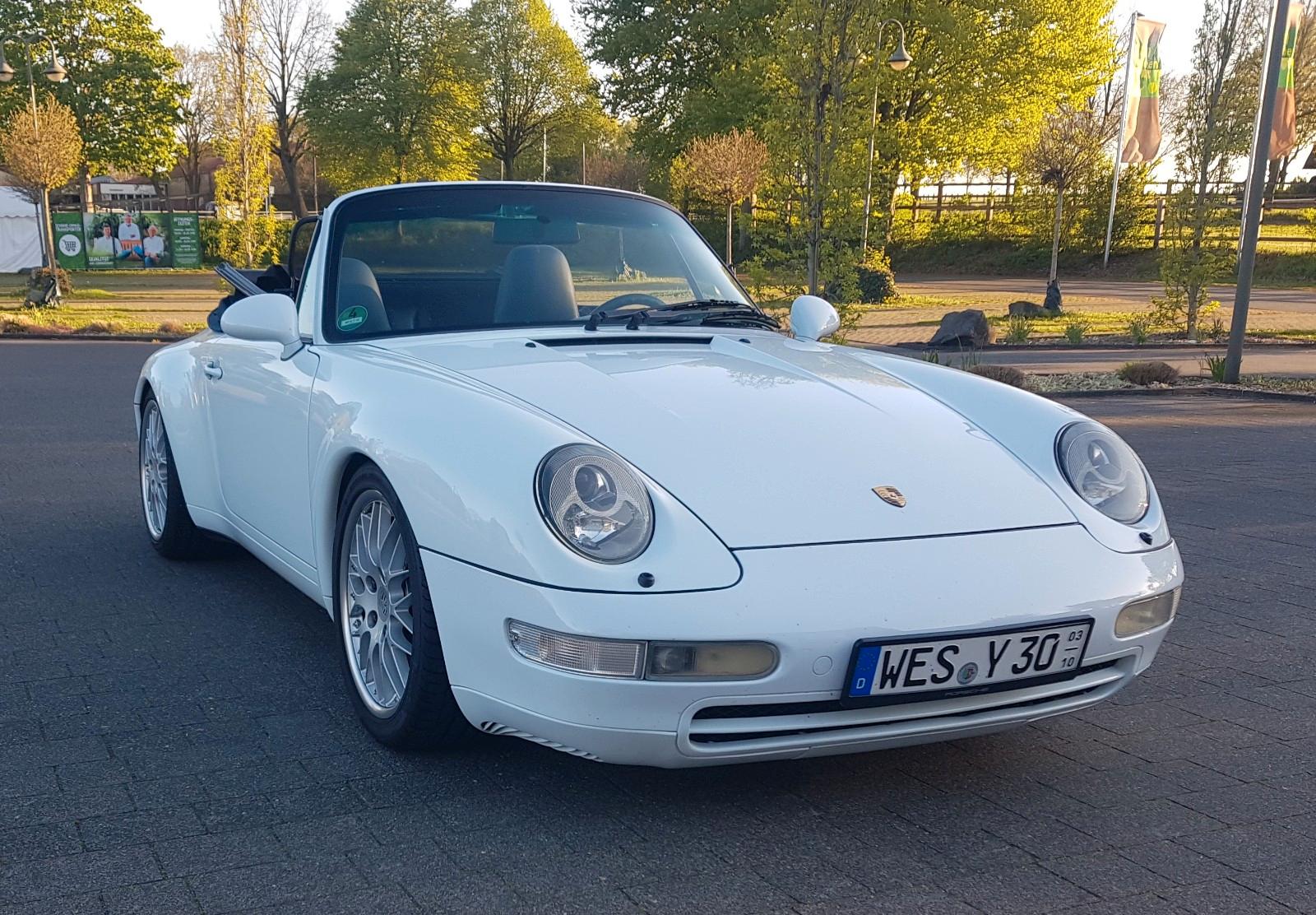 Porsche 993 Carrera Cabriolet 