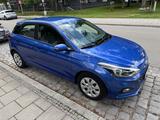 Hyundai i20 Trend / AUTOMATIK - Hyundai i20 Gebrauchtwagen in München