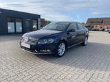 Volkswagen Passat Limousine Highline BlueMotion AHK - VW Passat Gebrauchtwagen in Bremen