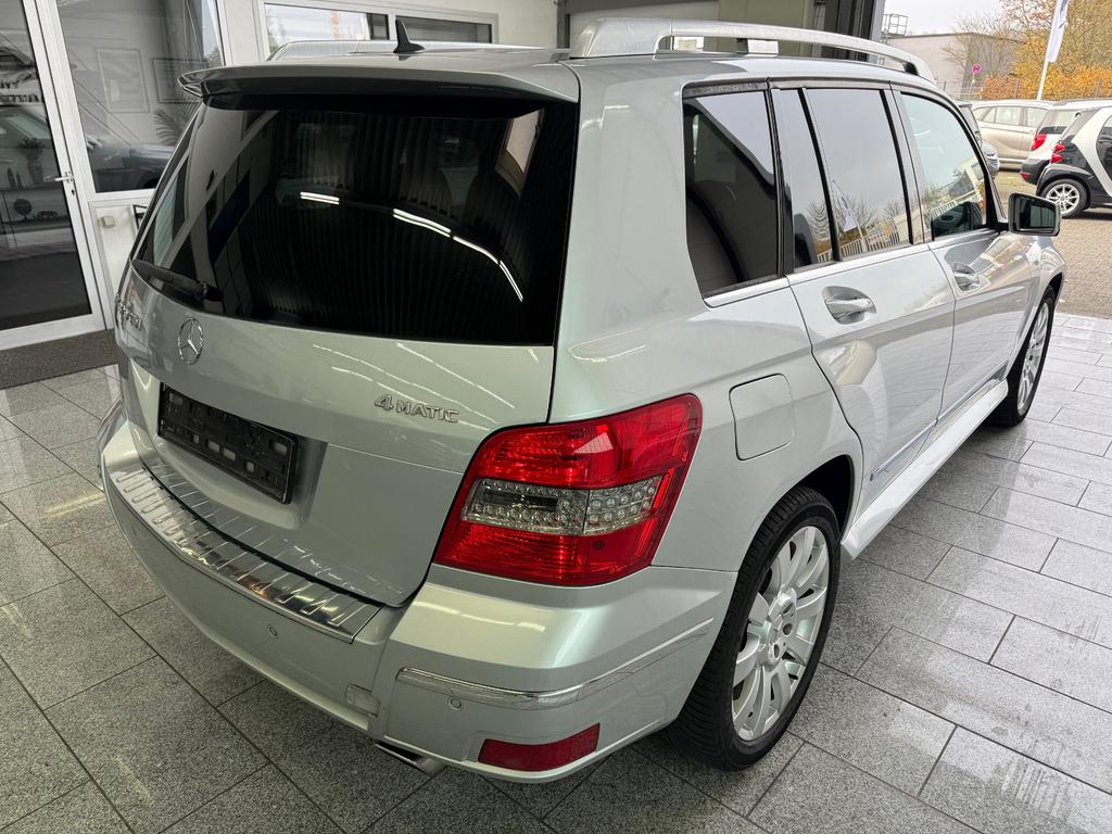 Mercedes-Benz GLK 320