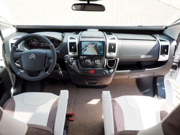 Bild 4 Mooveo TEI-71 FBH Hubbett L-Sitzgr. Navi