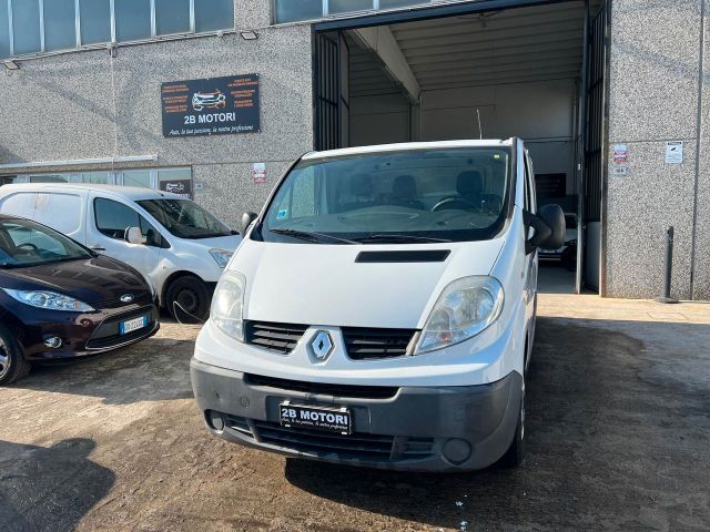 Renault Trafic PREZZO FINITO. MEZZO SENZA IVA ES