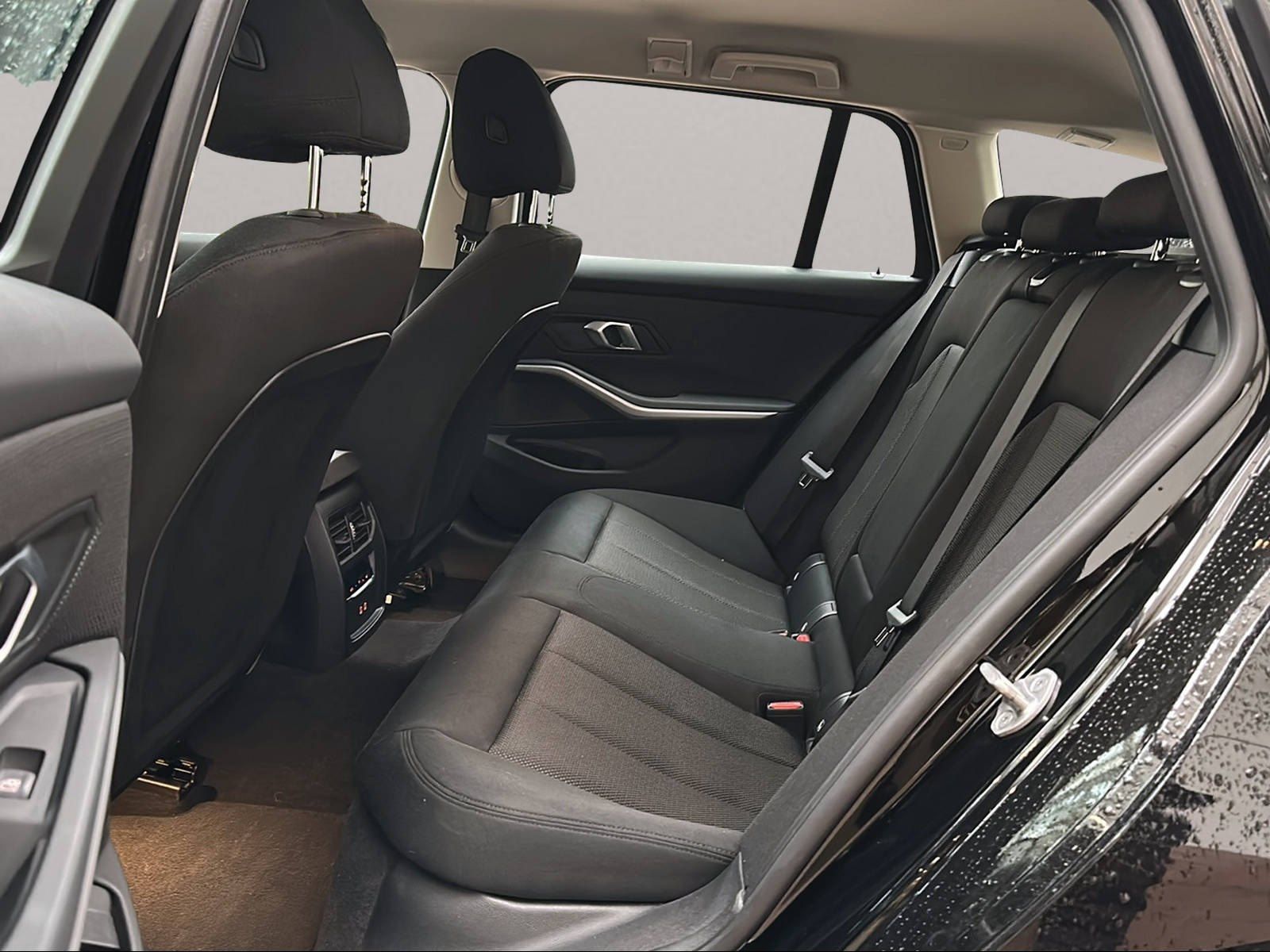 BMW 318d Touring Navi PDC Sitzheizung foto 15
