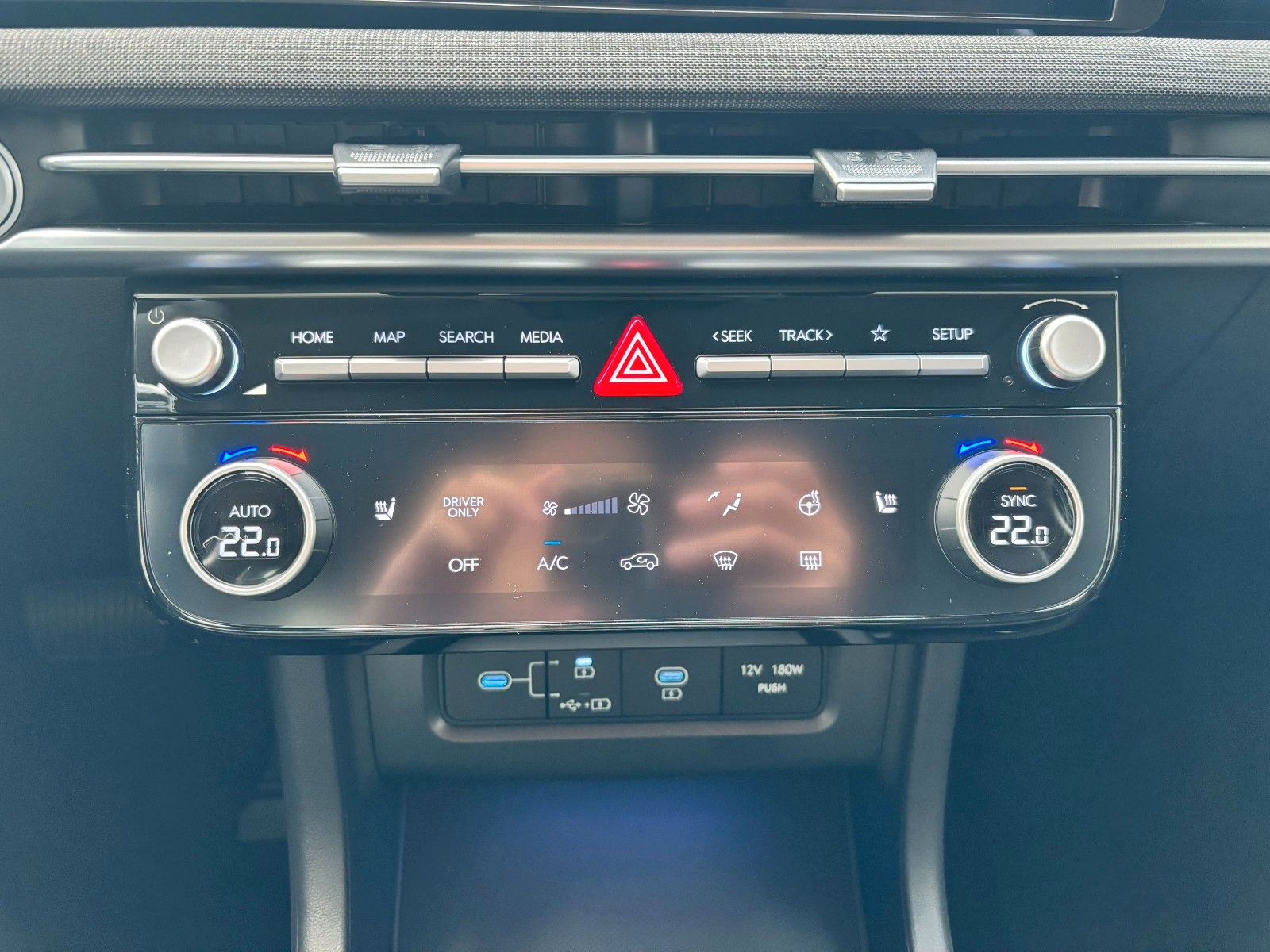 Fahrzeugabbildung Hyundai Tucson Trend PHEV 252PS Navi/Kamera!