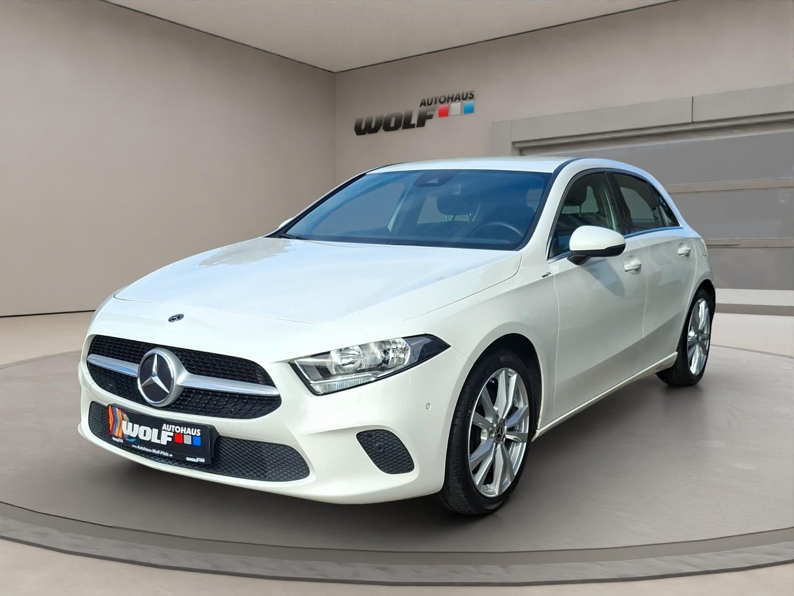 Mercedes-Benz A 220 Progressive Navi~VZE~Tempomat~RFK~Lane Ass