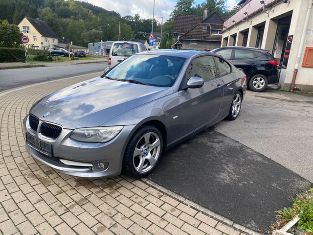 BMW 3 Coupe 320i Klimaau,SHZ,PDC,1.Hand Garaintie!!!