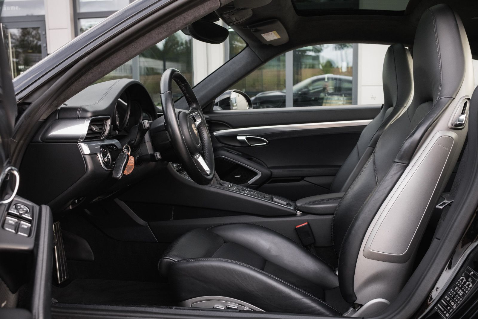 Fahrzeugabbildung Porsche 991.2 Carrera S-STEUER ausw.-Approved bis 29-TOP