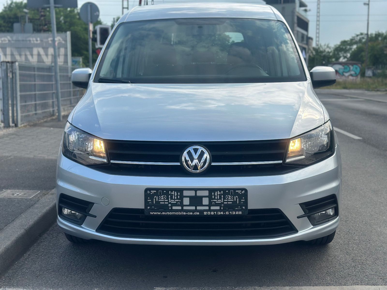 Fahrzeugabbildung Volkswagen CADDY TRENDLINE BMT*WENIG KM*