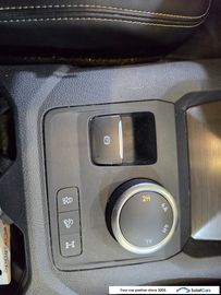 Volkswagen Amarok - 11