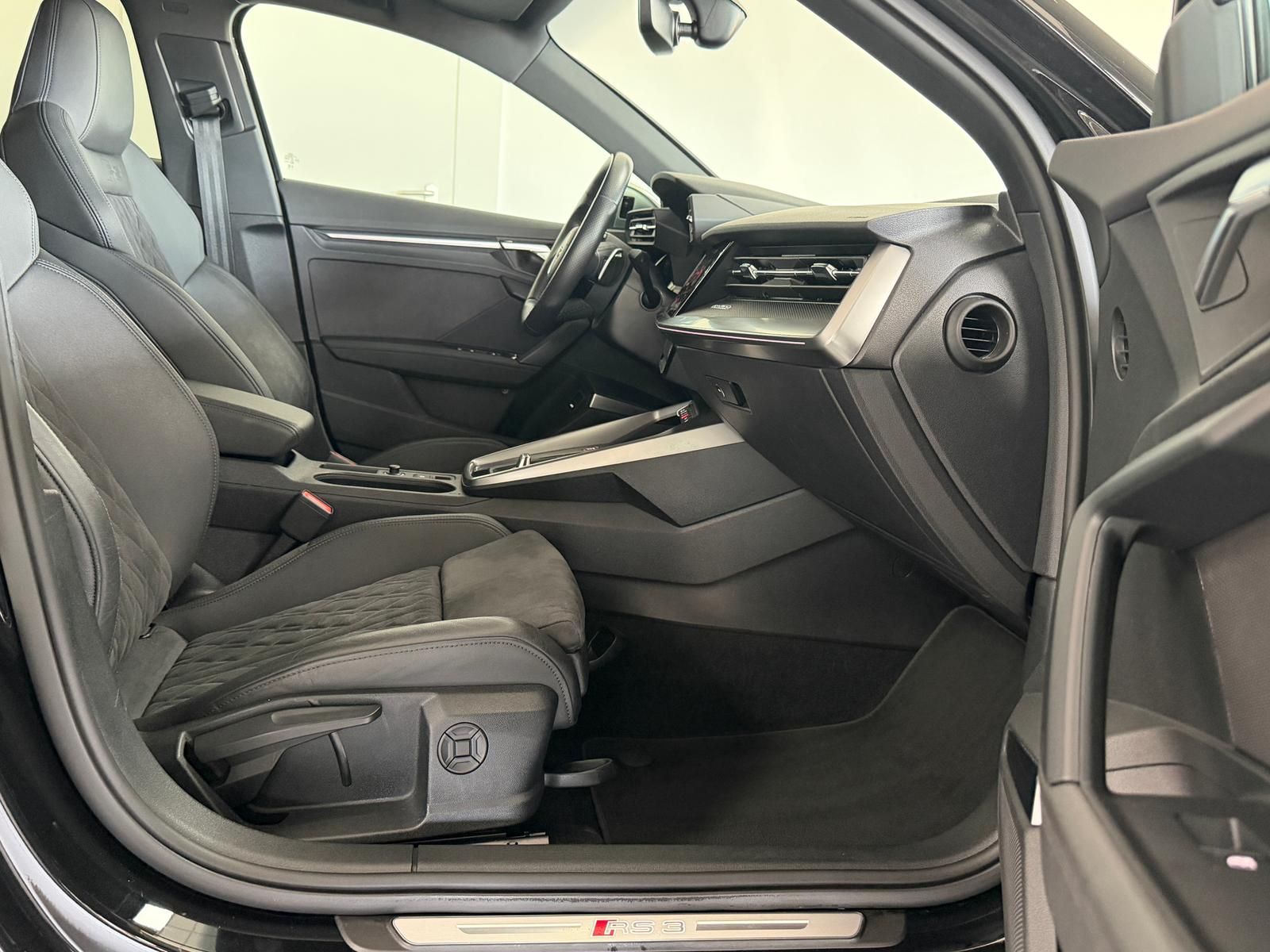 Audi RS3 2.5 TFSI qu. Limousine MATRIX B&O Pano ACC foto 16