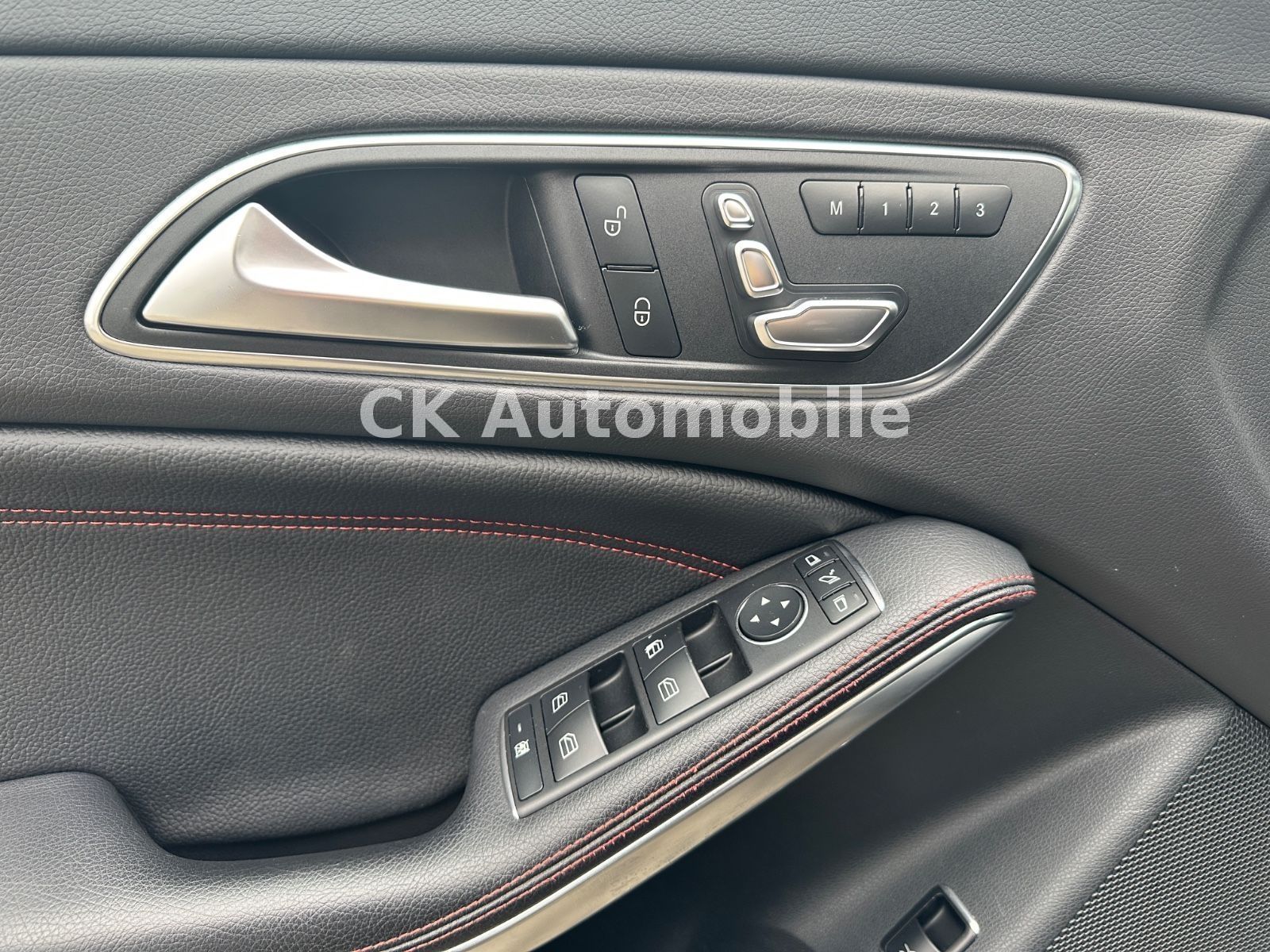 Fahrzeugabbildung Mercedes-Benz CLA 220 CDI Shooting Brake/4Matic/AMG-Line/LED