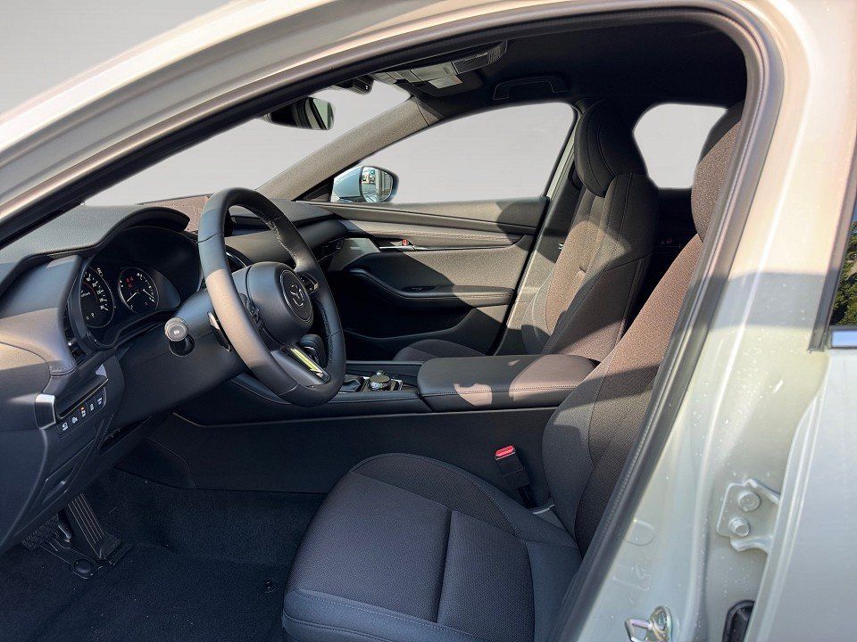 Fahrzeugabbildung Mazda 3 2.5i 140PS A/T Exclusive
