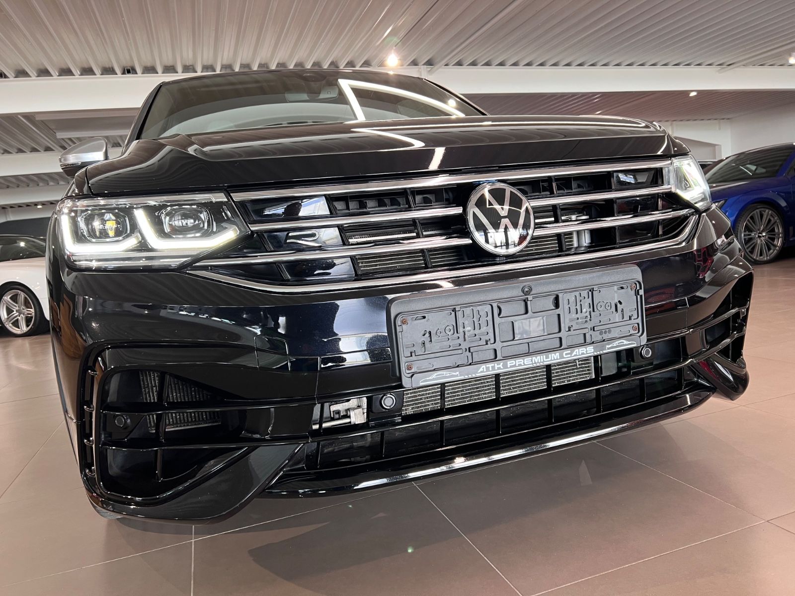 Volkswagen Tiguan 2.0TSI DSG 4MOTION R AHK SCHALEN 4xKAMERA foto 12