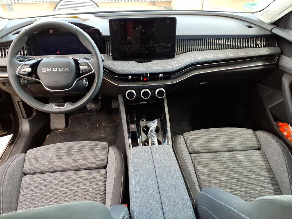 Skoda Superb - Bild 5