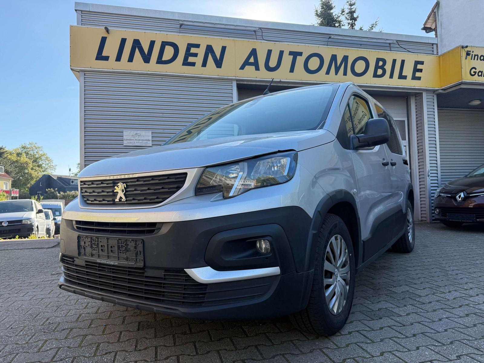 Peugeot Rifter Active L1 Unfall siehe die Bilder.