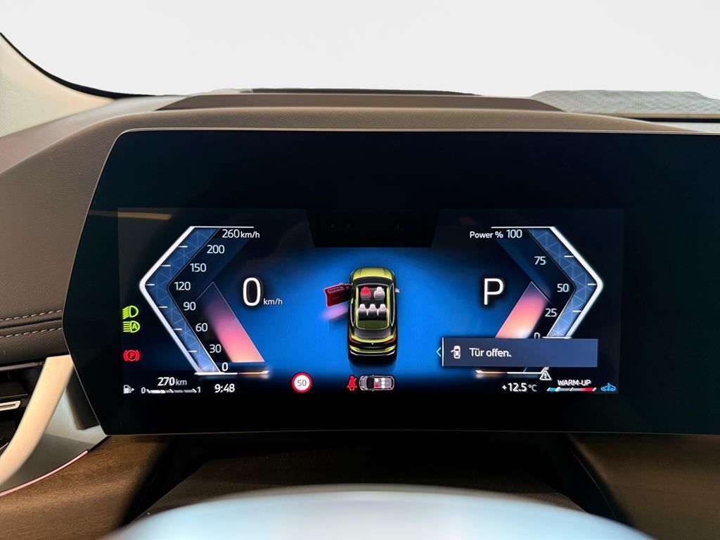 BMW 223 Active Tourer - Bild 13