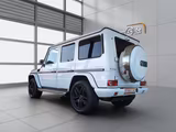 Mercedes-Benz  /DriversPack/Designo/StHzg/Distro/FondEntertian - weiße Mercedes-Benz G 63 AMG