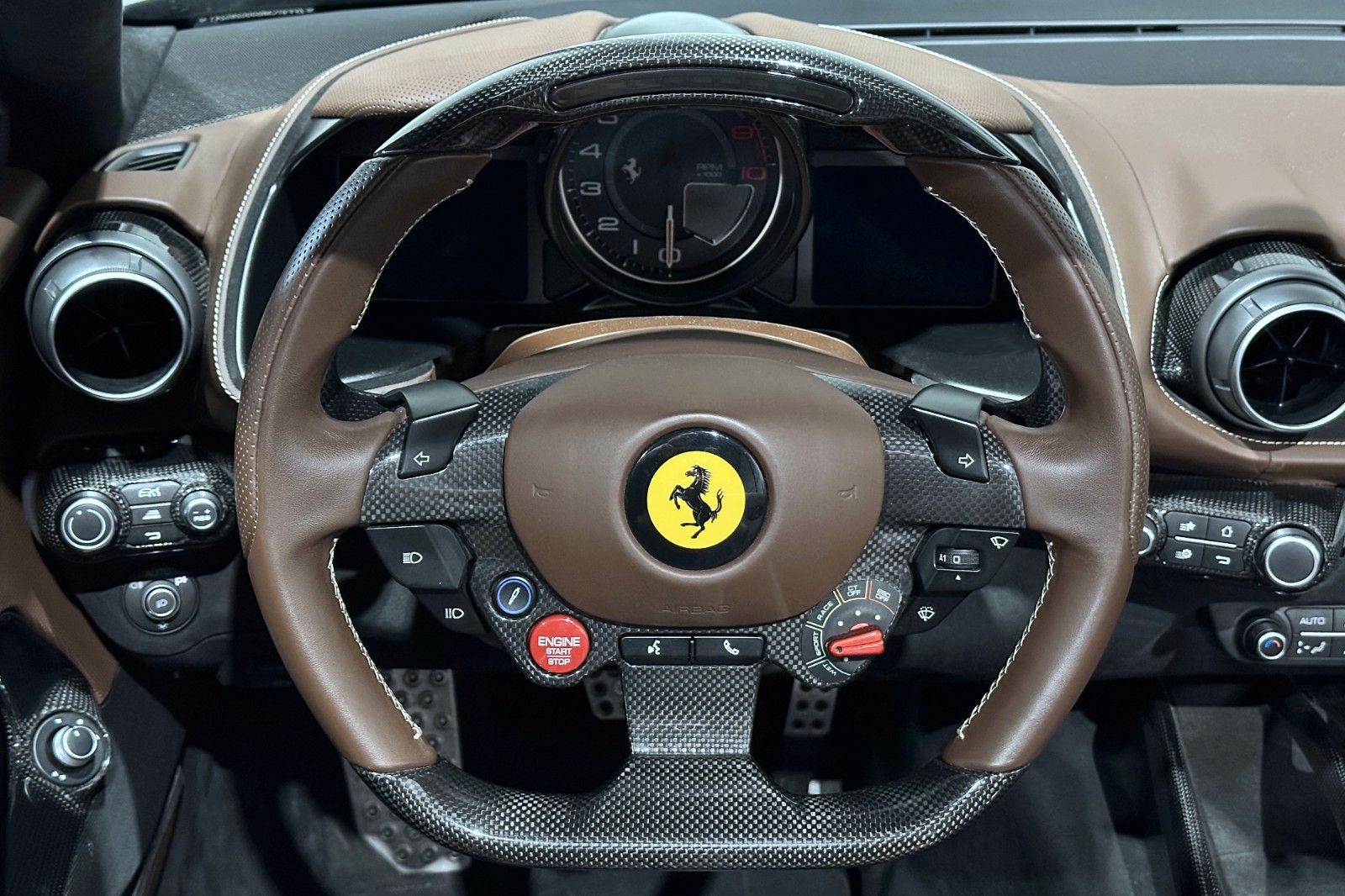 Fahrzeugabbildung Ferrari 812 GTS | 1. Hand | Lift | Carbon | ADAS