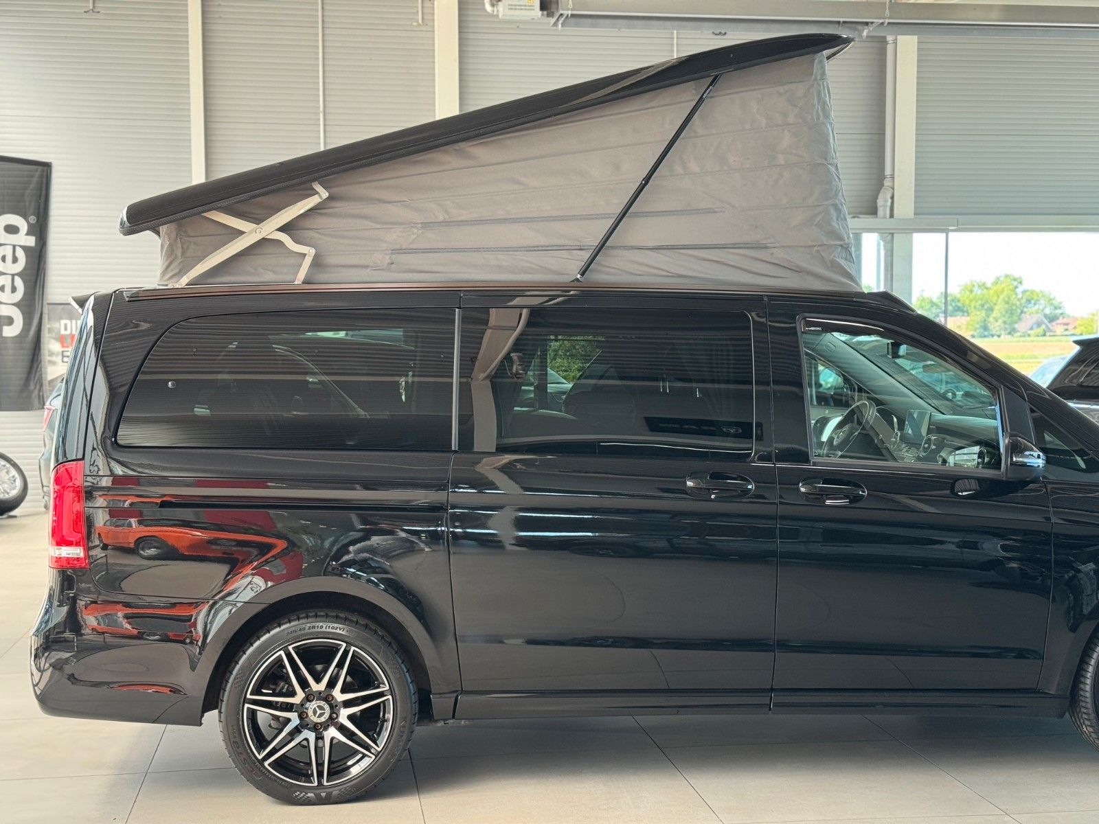 Fahrzeugabbildung Mercedes-Benz V-Klasse Vito Marco Polo 250 d HORIZON EDITION