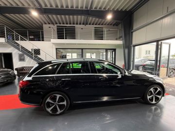 Mercedes C 300 - 4
