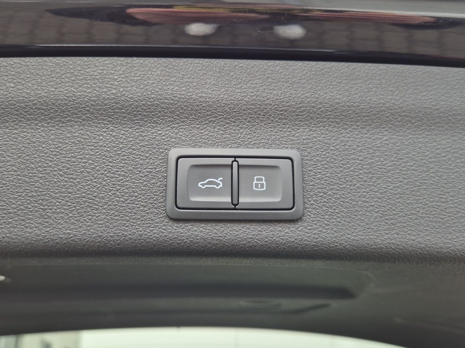 Fahrzeugabbildung Audi A6 Allroad 40 TDI quattro S-tronic Matrix Navi A
