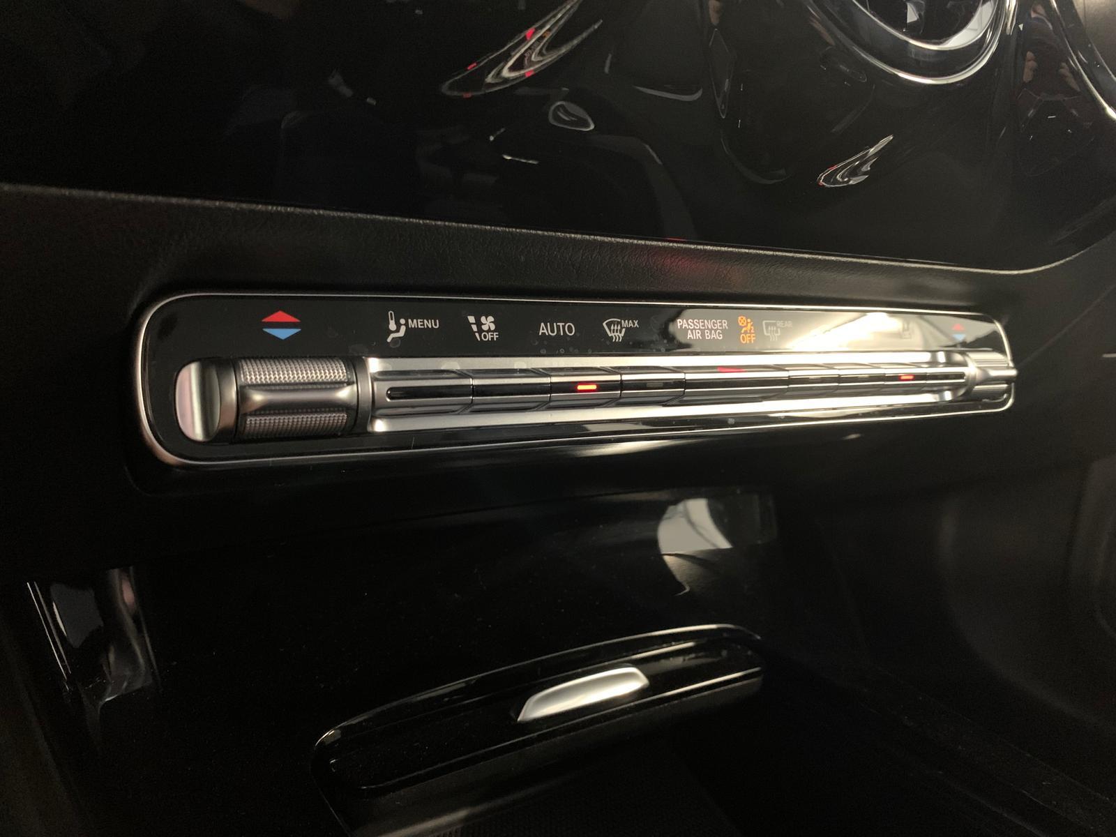 Mercedes-Benz A 250 e Facelift Widescreen Distronic Kam +++