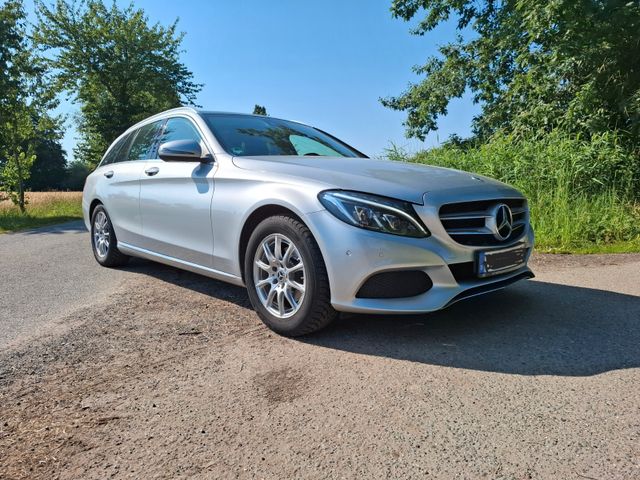 MERCEDES-BENZ C 180 T Autom. Avantgarde 
