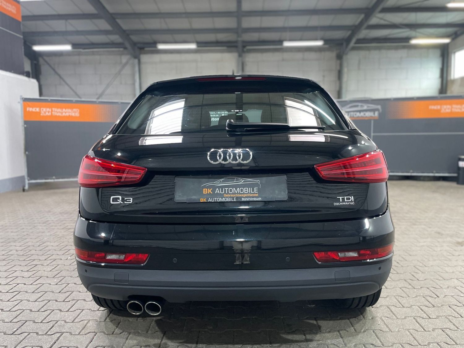Fahrzeugabbildung Audi Q3 2.0 TDI quattro #LED#Pano#AHK#Tempomat
