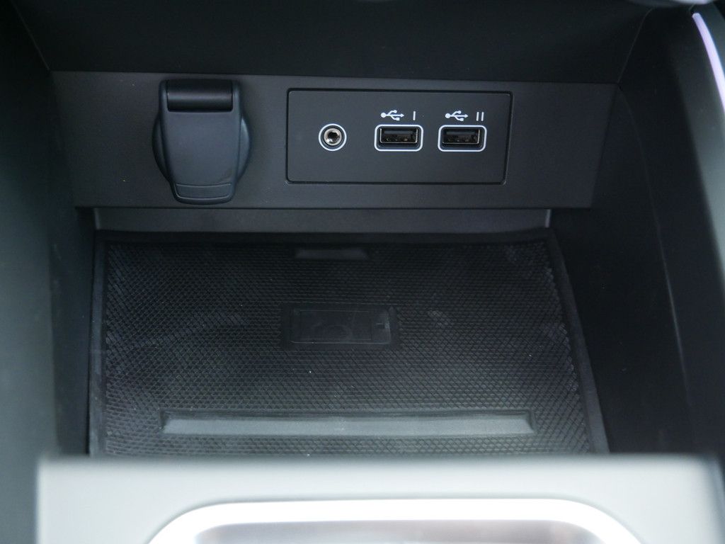 Fahrzeugabbildung Renault Clio Techno TCe 90