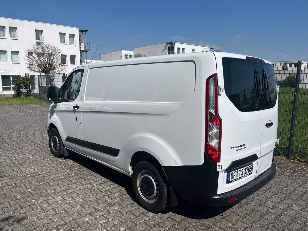 Image of Ford Transit Custom