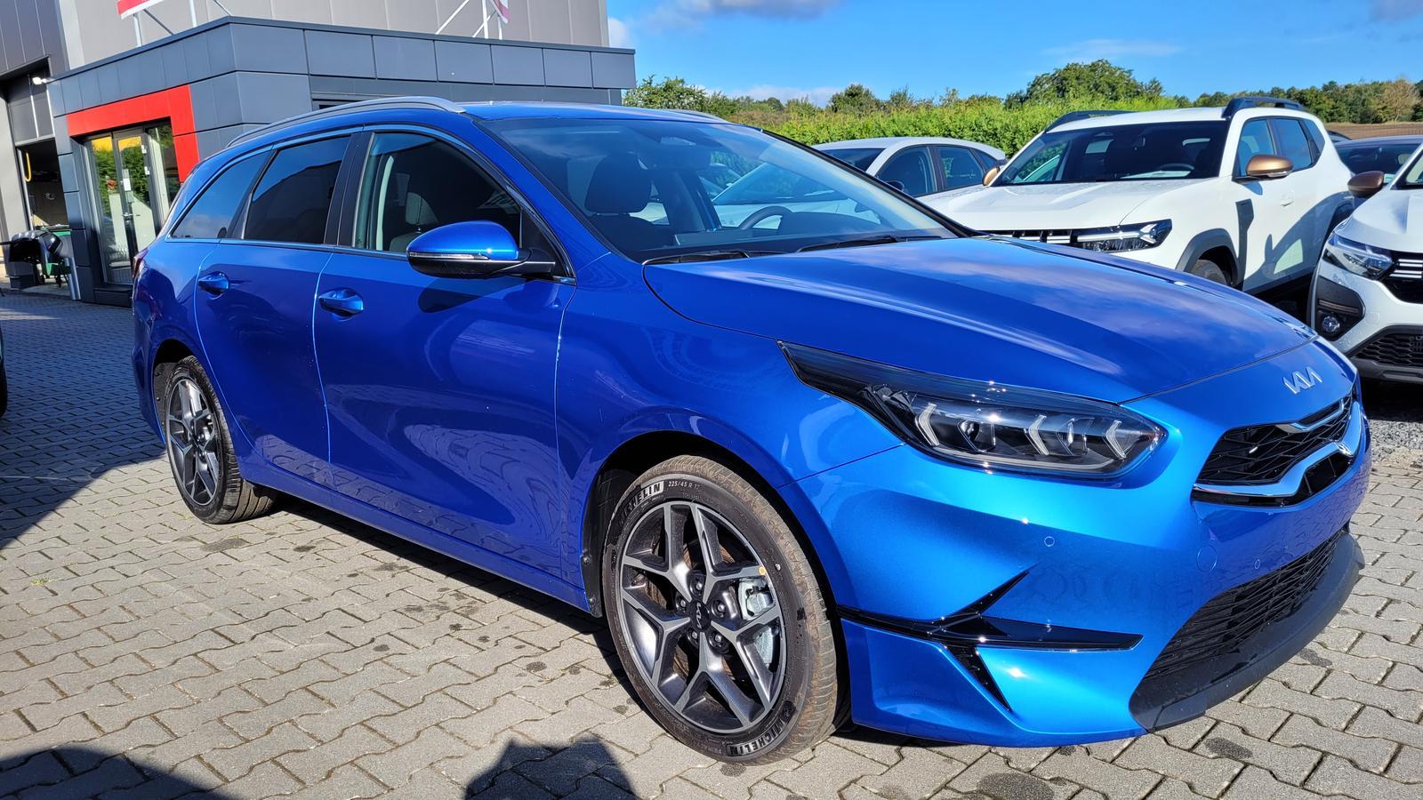 Kia Ceed SW Top*LED*Navi*Shzg*Lhzg*PDC*Cam*17"