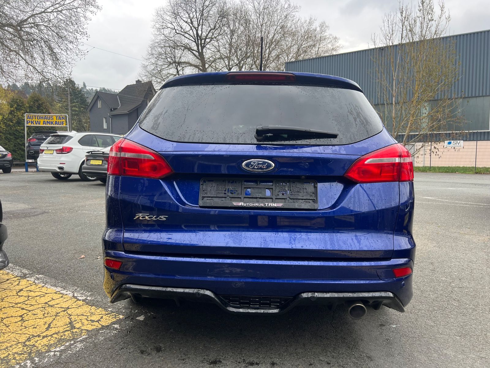 Fahrzeugabbildung Ford Focus Turnier 1.5 ST-Line *RÜCKFAHRKAMERA*