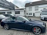 Mercedes-Benz E 63 S AMG 4M+ eGSD*Aero*DISTR+*MBeam*SportAbgas - blaue Mercedes-Benz E 63 AMG