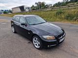 BMW 320d xDrive Touring Edition Exclusive Editio... - BMW 320 aus 2011: Kombi, 320d