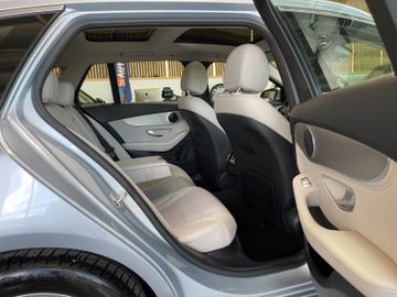 Mercedes-Benz C 250 T BlueTec  d *LED*AHK*KAMERA*NAVI*PDC*