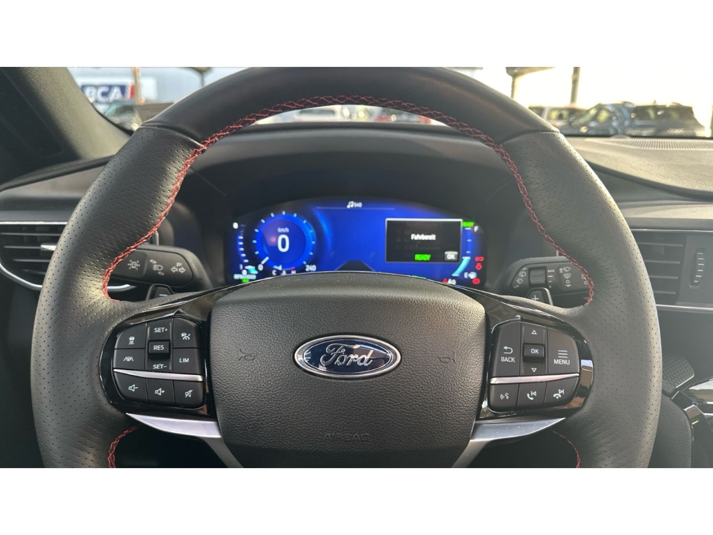 Fahrzeugabbildung Ford Explorer ST-Line Plug-in-Hybrid 4x4 Pano Leder L