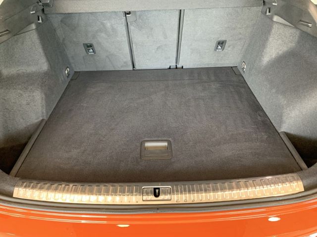 Q3 35 TFSI ADVANCED +LED+OPTIK+VCP+ALU+SHZ+NAVI+
