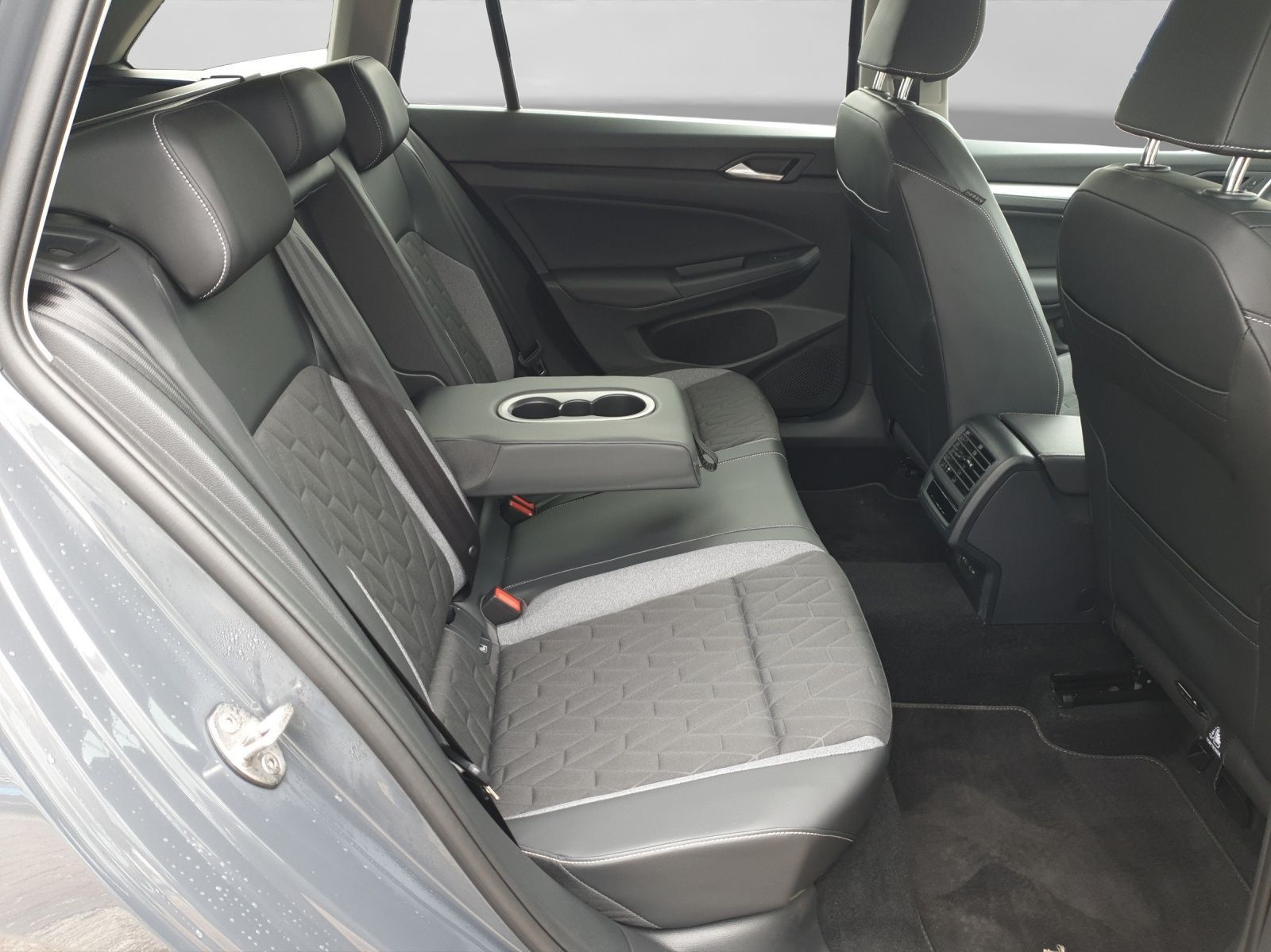 Volkswagen Golf - Bild 7