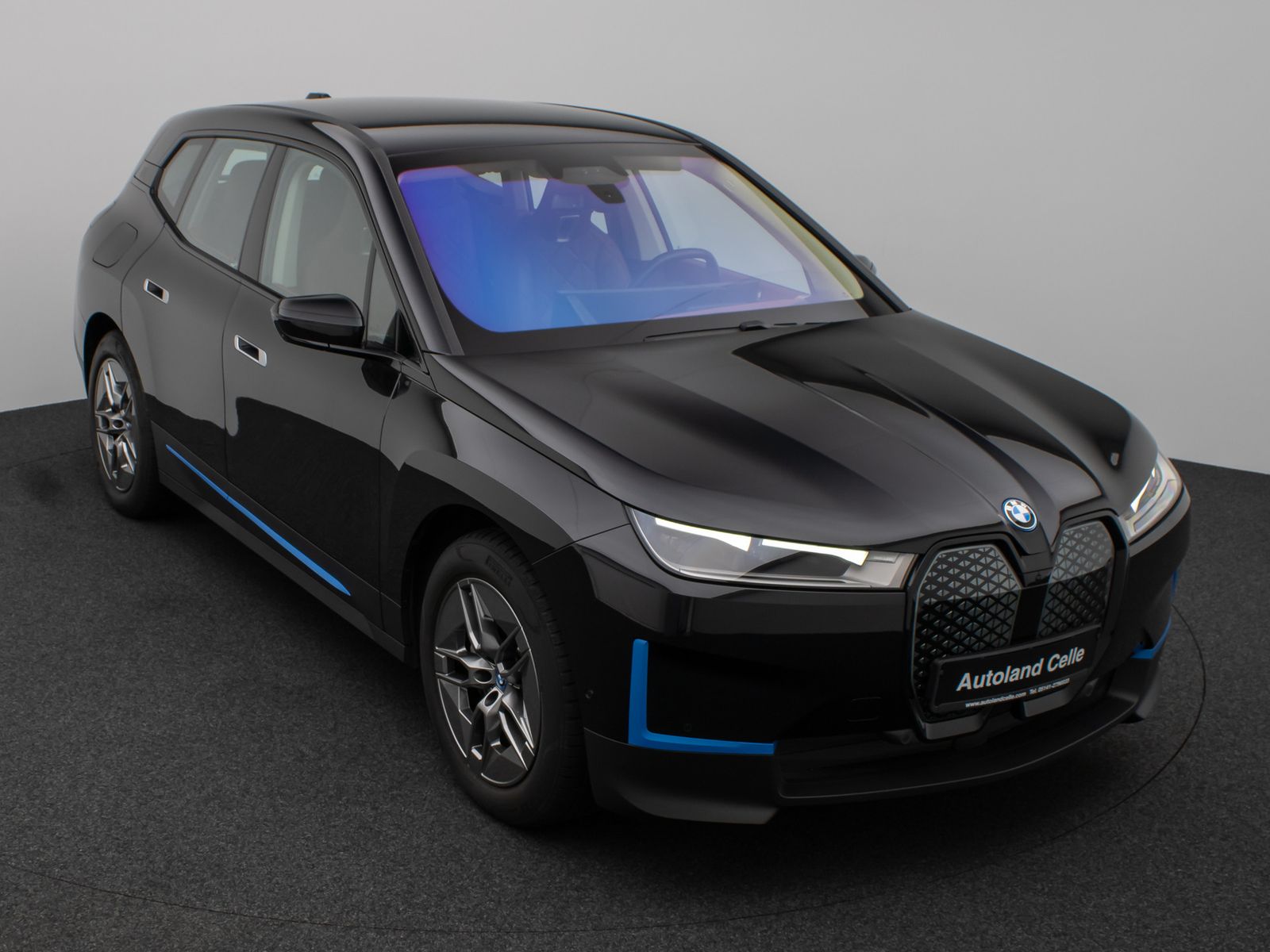 Fahrzeugabbildung BMW iX xD50 360°H/K DAB ACC SoftCl ACC Komfort 21Zol