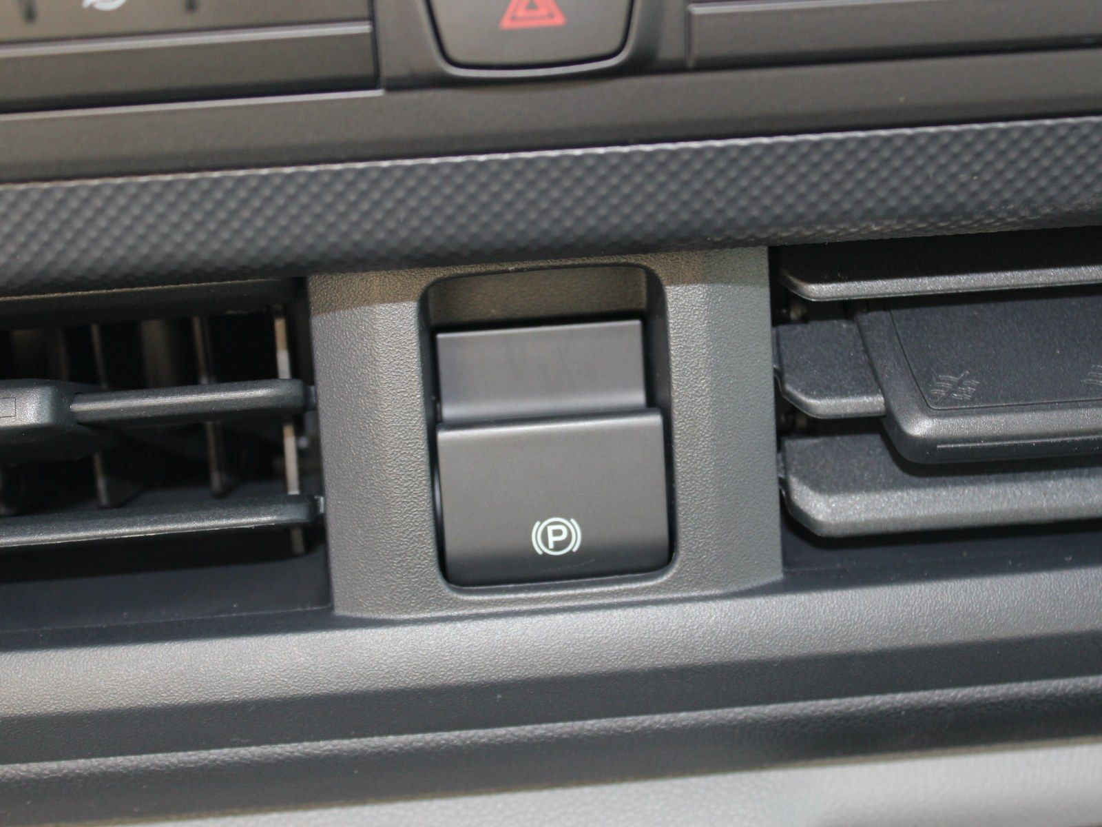 Fahrzeugabbildung Ford Transit Custom 300 L1 Trend