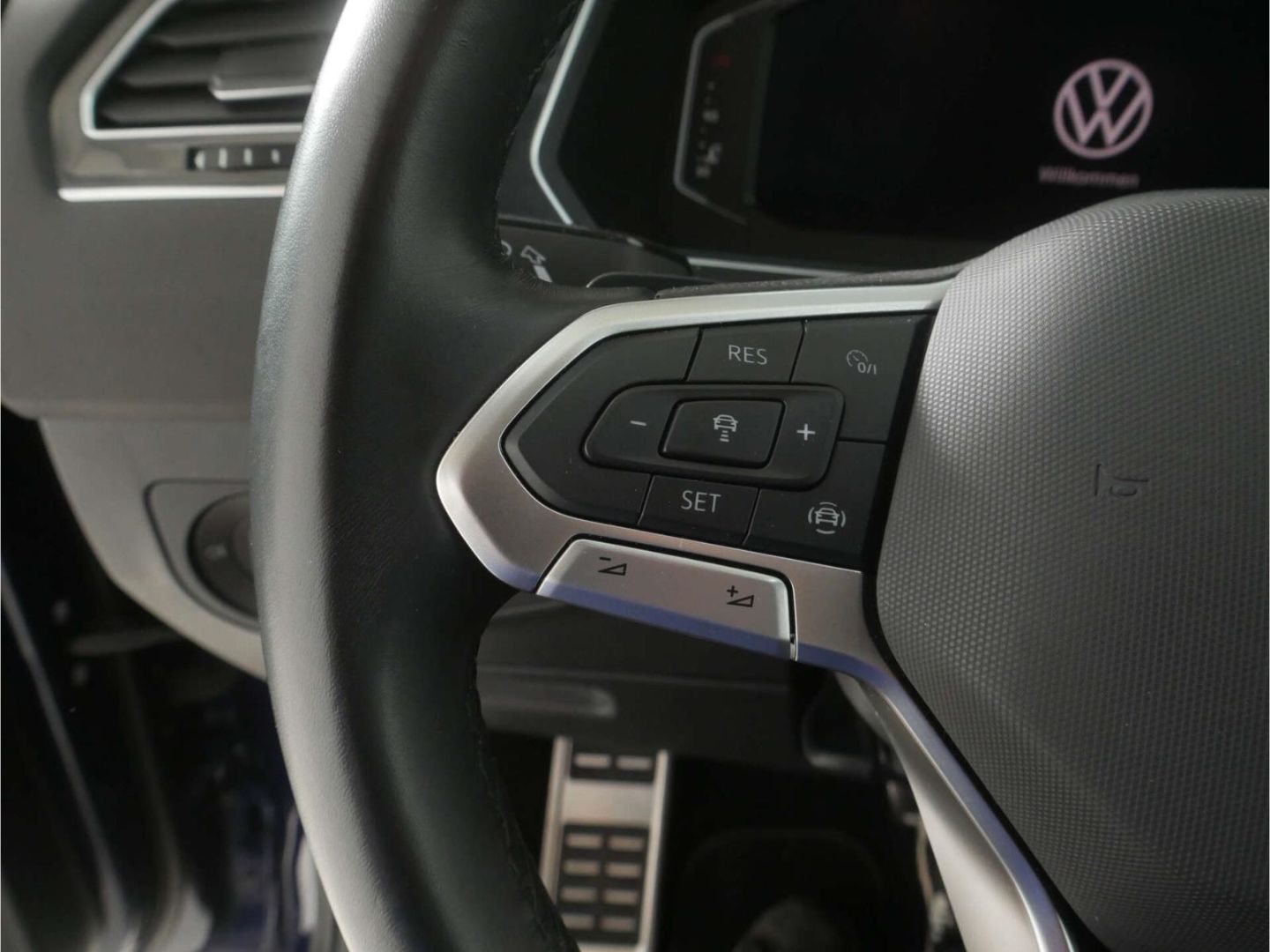 Volkswagen Tiguan Allspace 2.0 TDI 4Mot. Move DSG 7-Sitze foto 23