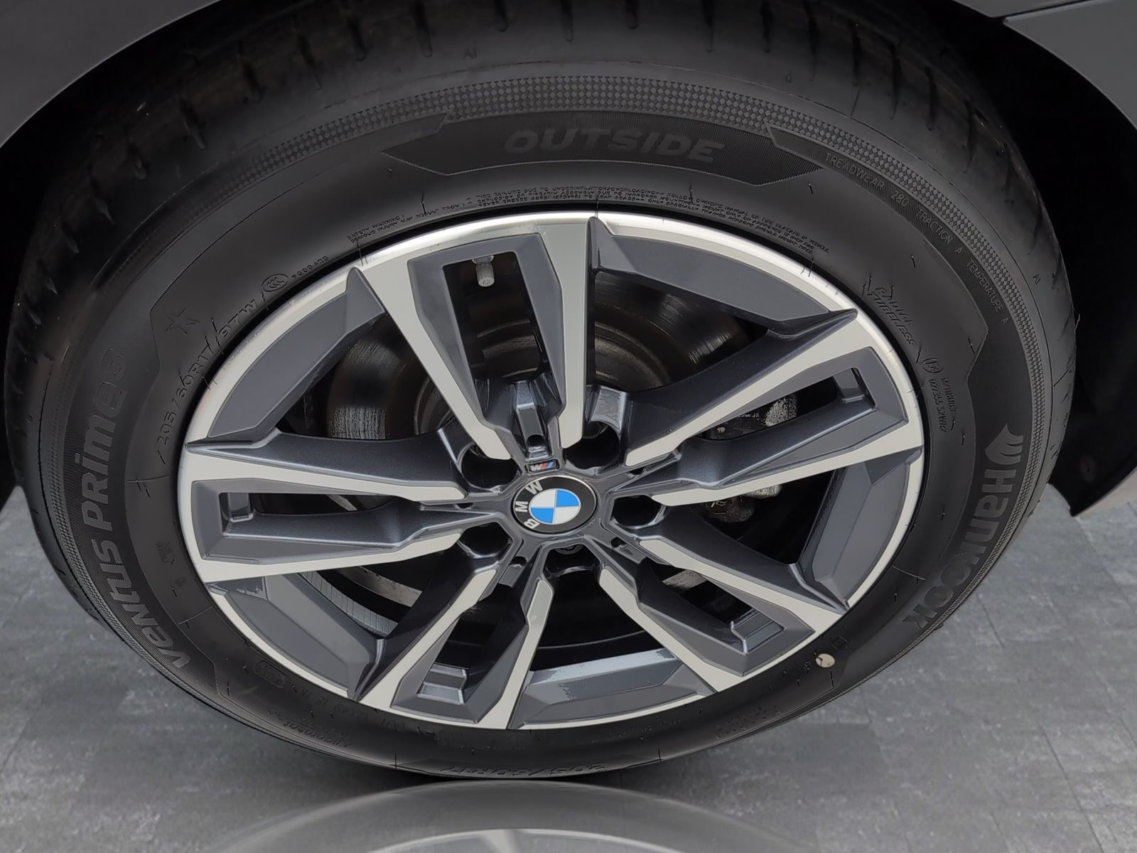 BMW 223 Active Tourer - Bild 18