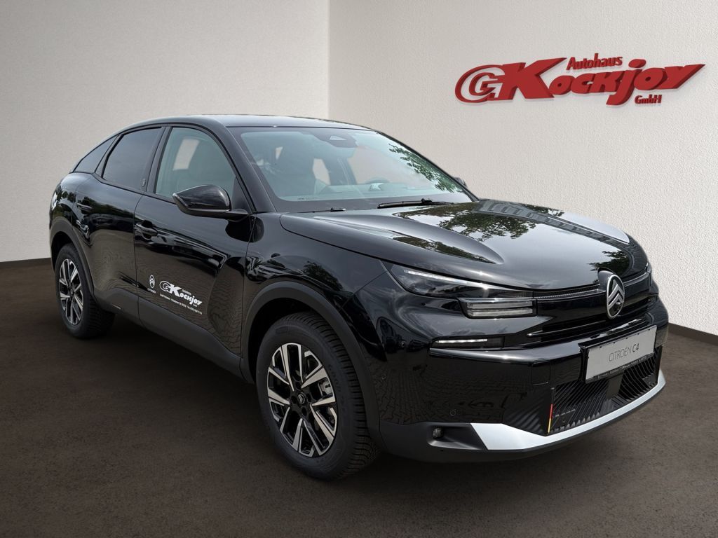 Fahrzeugabbildung Citroën C4 Hybrid 145 TEAM D * Ganzjahresreifen